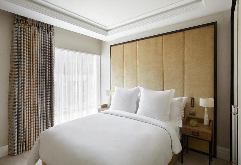 Апартаменты 3 Спальни, Four Seasons Hotel London At Tower Bridge