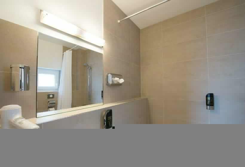 Chambre Quadruple Standard, Goethe Business Hotel By Trip Inn