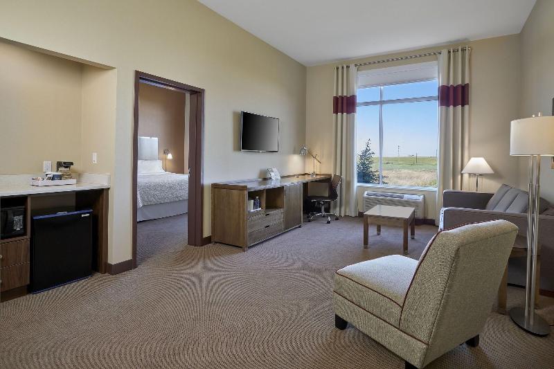 스위트 킹사이즈 침대, Four Points By Sheraton Sherwood Park