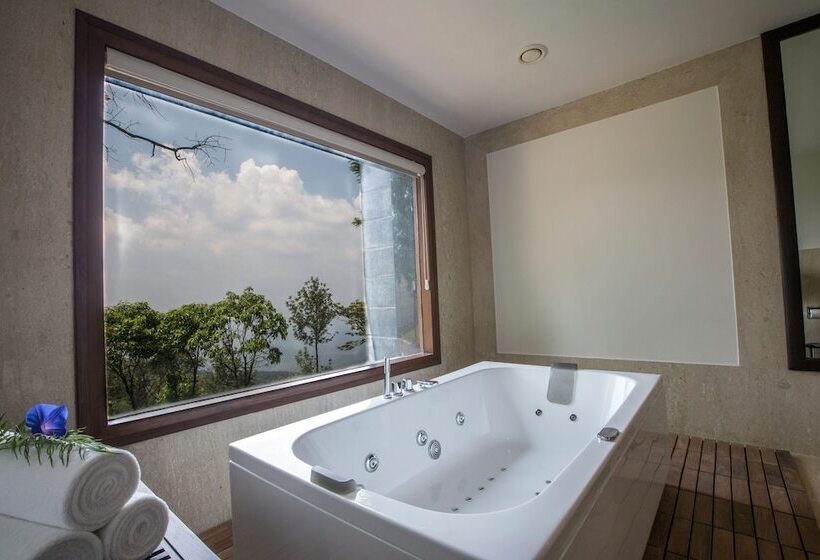 套房, Trivik Hotels & Resorts, Chikmagalur