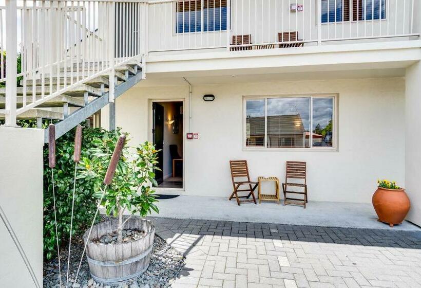 Апартаменты 2 Спальни, Wine Country Motel Havelock North