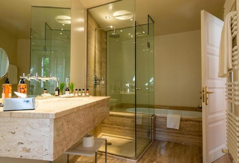 اتاق استاندارد, Can Verdera