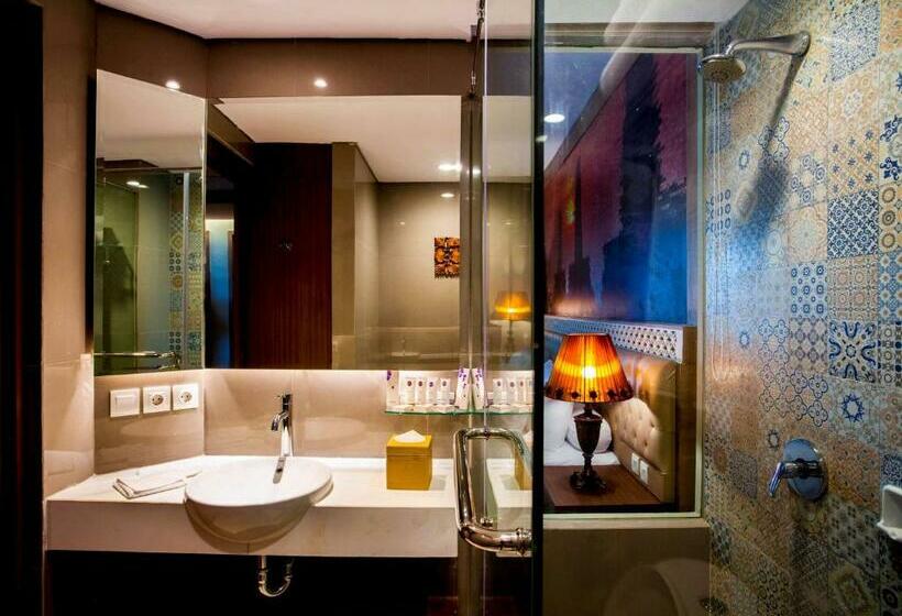 Номер Superior Кровать Кинг, Grand Mercure Yogyakarta Adi Sucipto