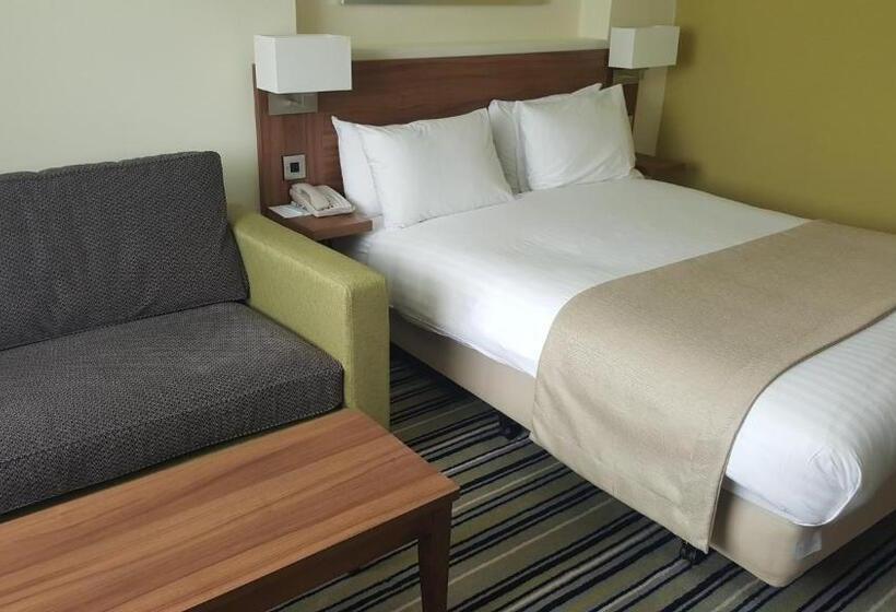 اتاق استاندارد سه نفره, Holiday Inn Derby/nottingham, An Ihg