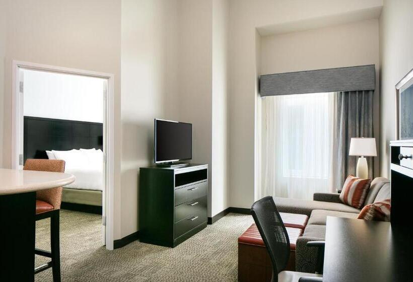 Люкс Адаптированный для Инвалидов, Staybridge Suites Des Moines Downtown, An Ihg