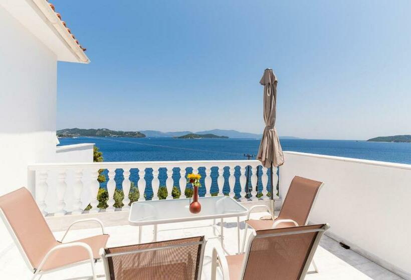 Студия Superior, Cape Blue Suites