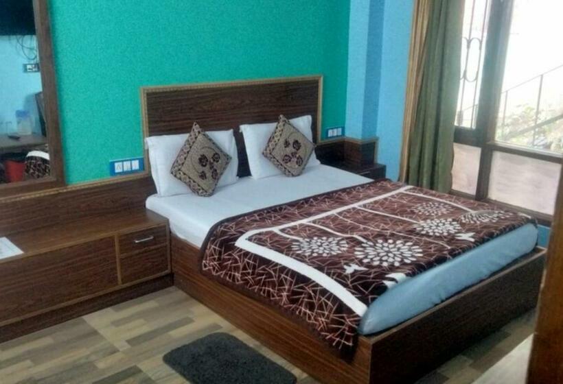스탠다드 룸, Tirupati Regency Anandam
