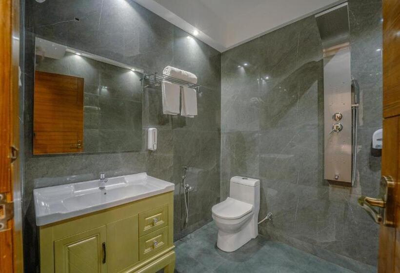 Семейный Номер, Sea View Sun Shine