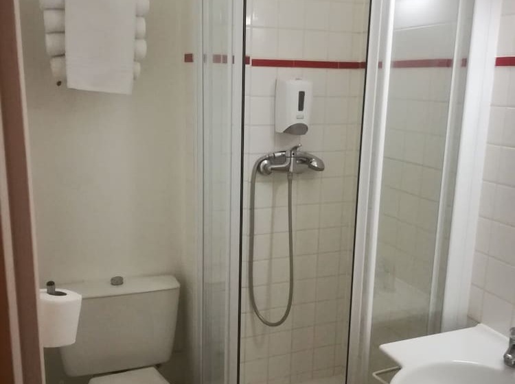 Номер Стандарт, Inn Design Issoudun