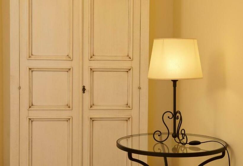 Quarto Estandar com Vistas, Paradiso Residence