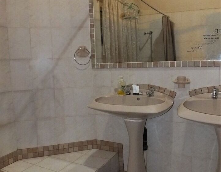 Классический Номер, Tatenda Guest House