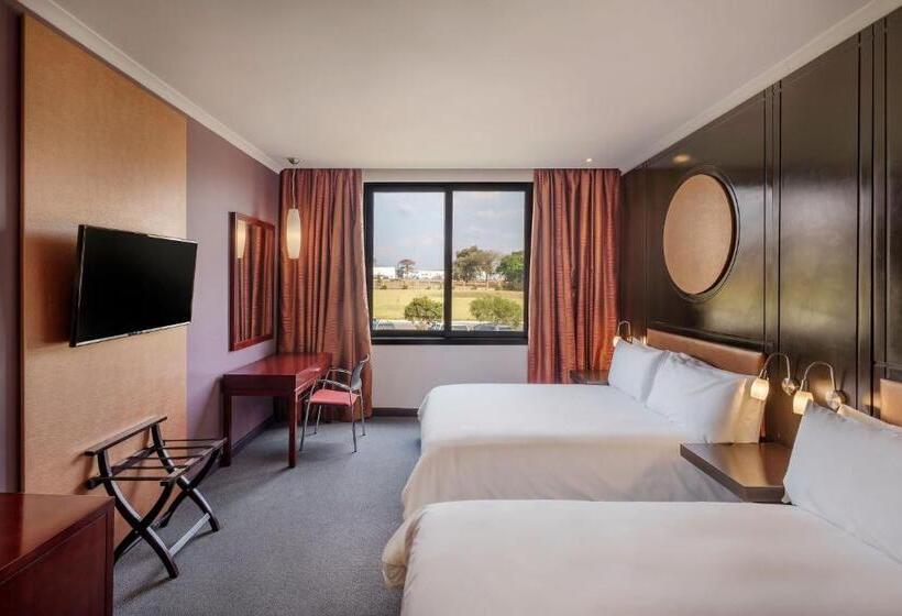 اتاق استاندارد با چشم‌انداز باغ, Protea Hotel By Marriott Ndola