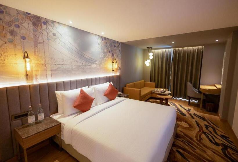 套房, Golden Tulip Bhopal