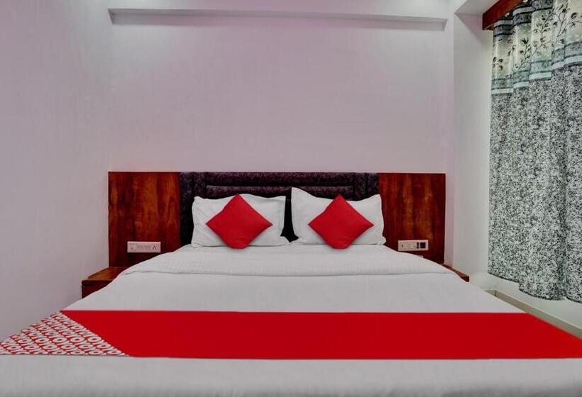 Quarto Triplo Clássico, Oyo Flagship Hotel Vinayak