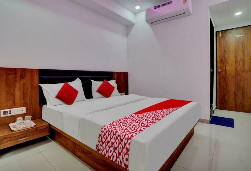 Quarto Triplo Clássico, Oyo Flagship Hotel Vinayak