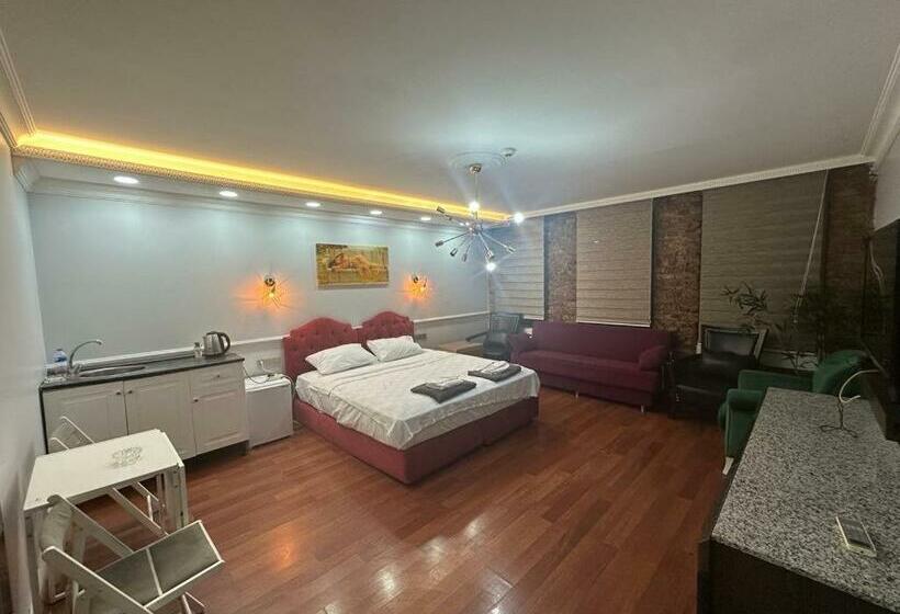 آپارتمان 1 خوابه, Konak Suites
