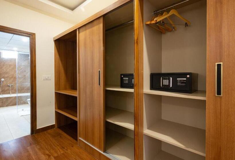Люкс с Балконом, Malnad Shire Eco Resort