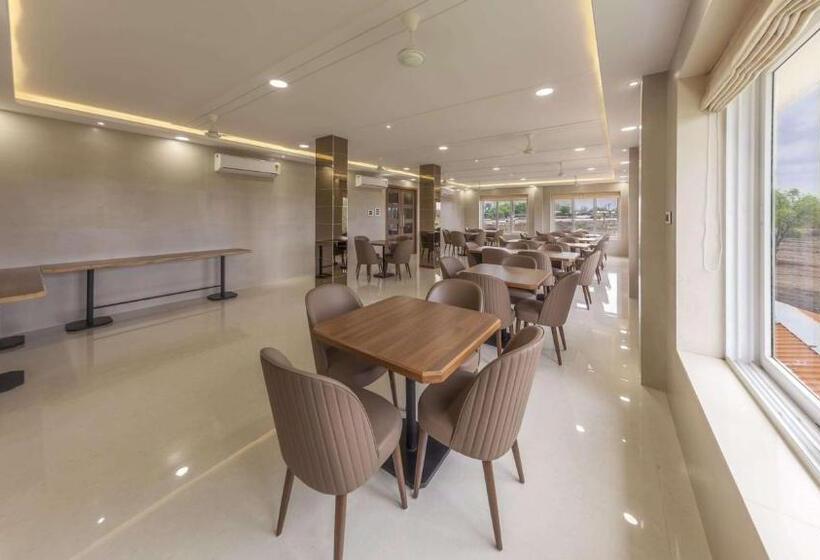 سوییت جونیور, Nanded Boutique Retreat