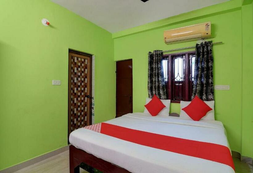 Chambre Triple Classique, Oyo Flagship Shivansh Residency