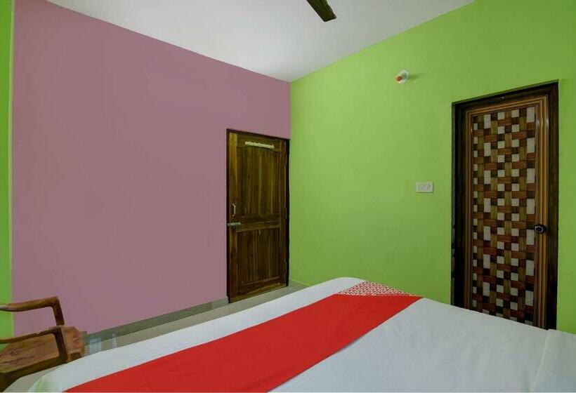 Chambre Triple Classique, Oyo Flagship Shivansh Residency