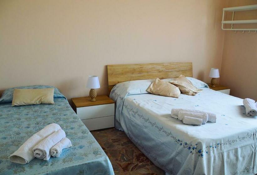 标准间, Ninfe Delle Aci Apartment