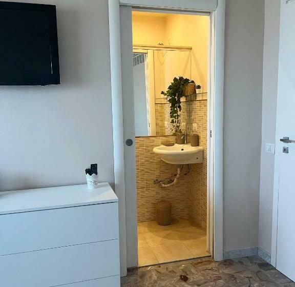 标准间, Ninfe Delle Aci Apartment