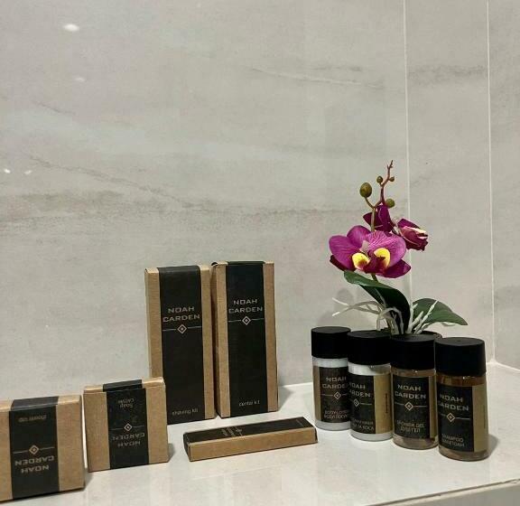 수피리어 룸, Floral Boutique