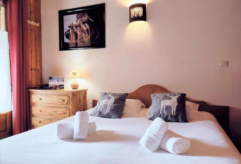 스탠다드 트리플 룸, Chalet Hôtel Les Blancs