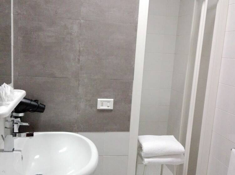 Номер Стандарт, Bert Hotel