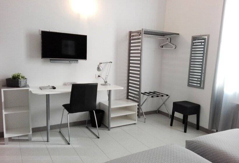 Номер Стандарт, Bert Hotel