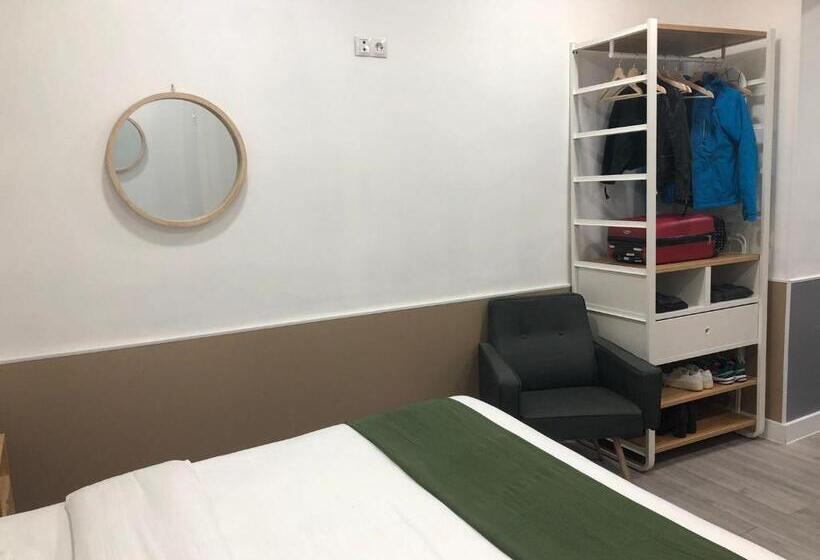 آپارتمان 1 خوابه همکف, Ch Lemon Rooms  Madrid