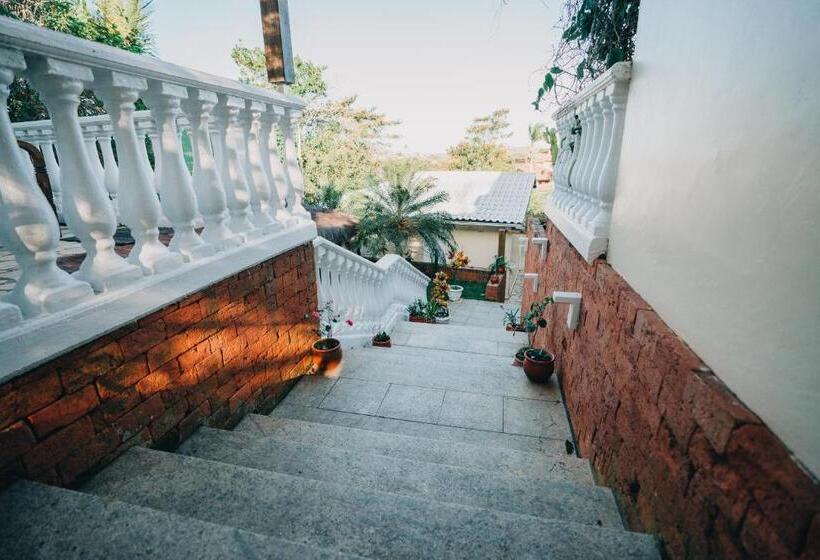 اتاق استاندارد سه تخته با بالکن, Pousada Villa Valentina