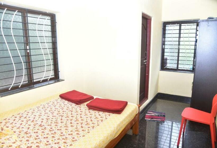 Номер Стандарт Вид на Парк, Devatha Homestay, Guest House,hotel,dharmasthala 1