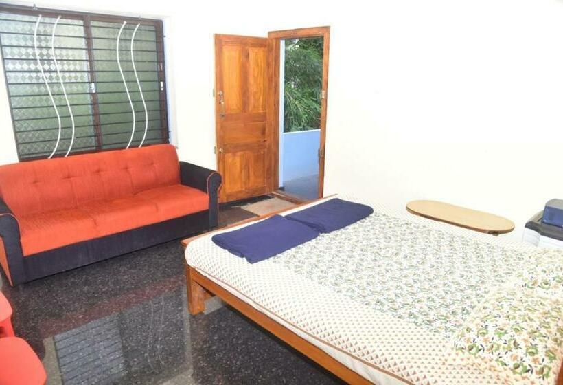 Номер Стандарт Вид на Парк, Devatha Homestay, Guest House,hotel,dharmasthala 1