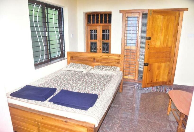 Номер Стандарт Вид на Парк, Devatha Homestay, Guest House,hotel,dharmasthala 1