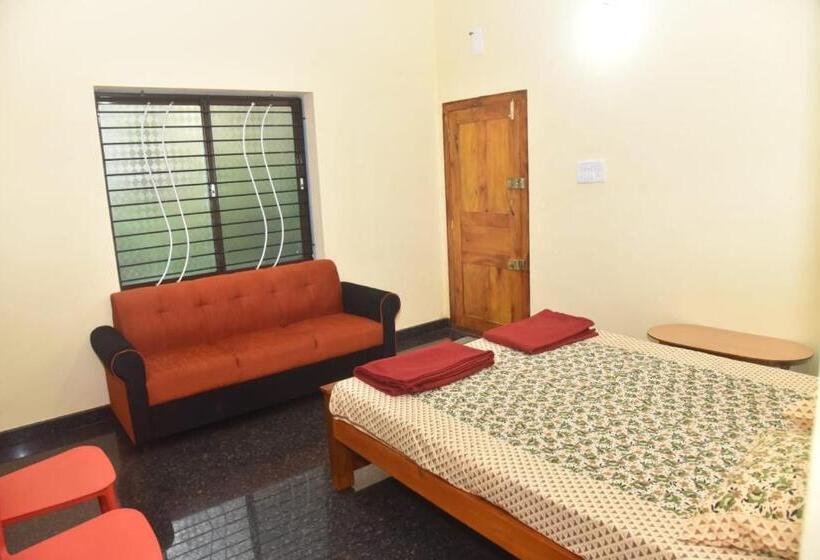 Номер Стандарт Вид на Парк, Devatha Homestay, Guest House,hotel,dharmasthala 1