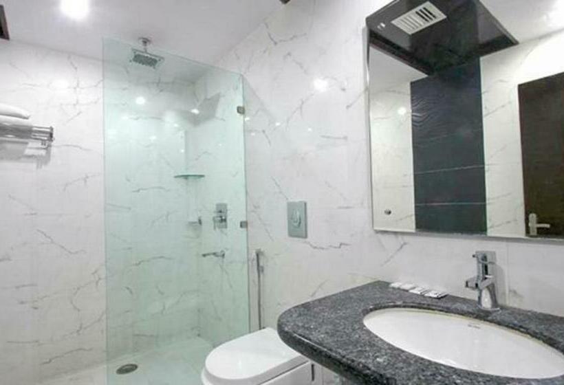 豪华房间, Fabhotel Station 3