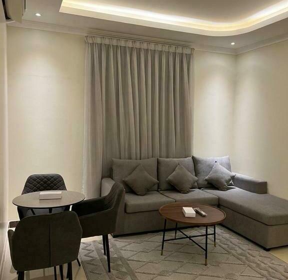 آپارتمان 1 خوابه, ايار للشقق المخدومه