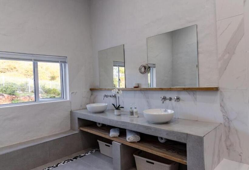 Люкс Deluxe Кровать Кинг, Capri Sands Luxury Guest House