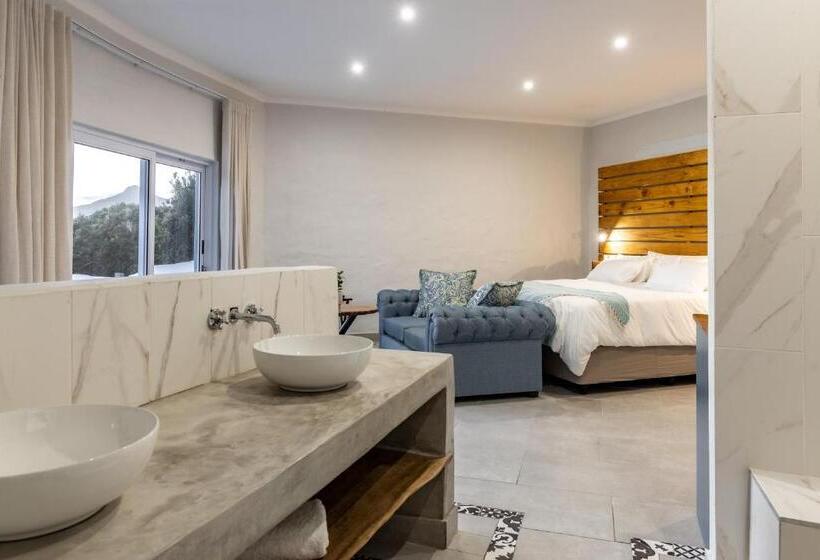 Люкс Deluxe Вид на Море, Capri Sands Luxury Guest House