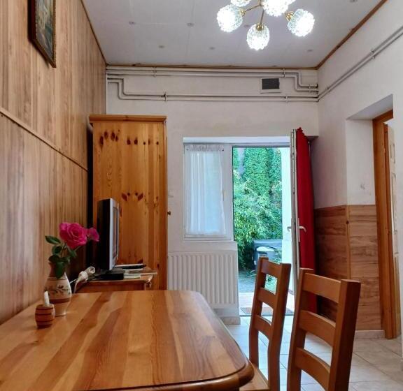 استودیوی استاندارد, Blues Ryokan