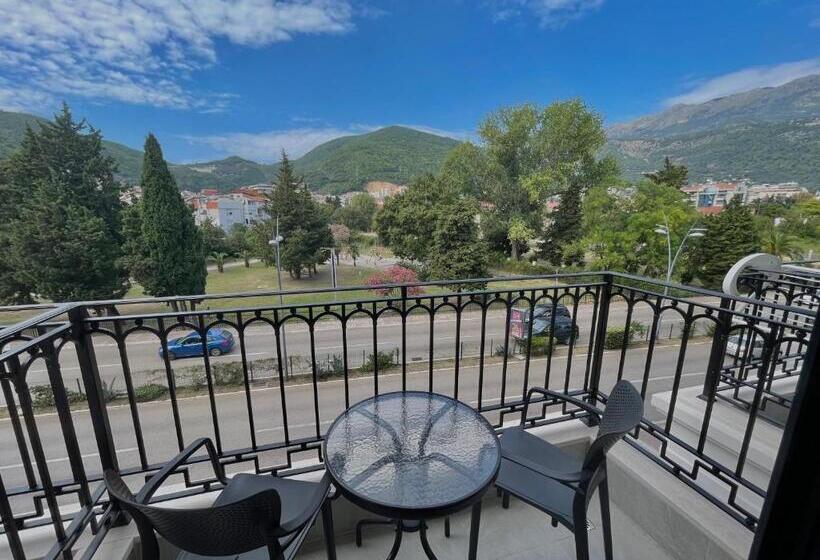 اتاق استاندارد با چشم‌انداز کوهستان, Comfort Apartments Pasha