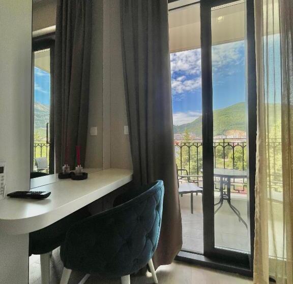 اتاق استاندارد با چشم‌انداز کوهستان, Comfort Apartments Pasha