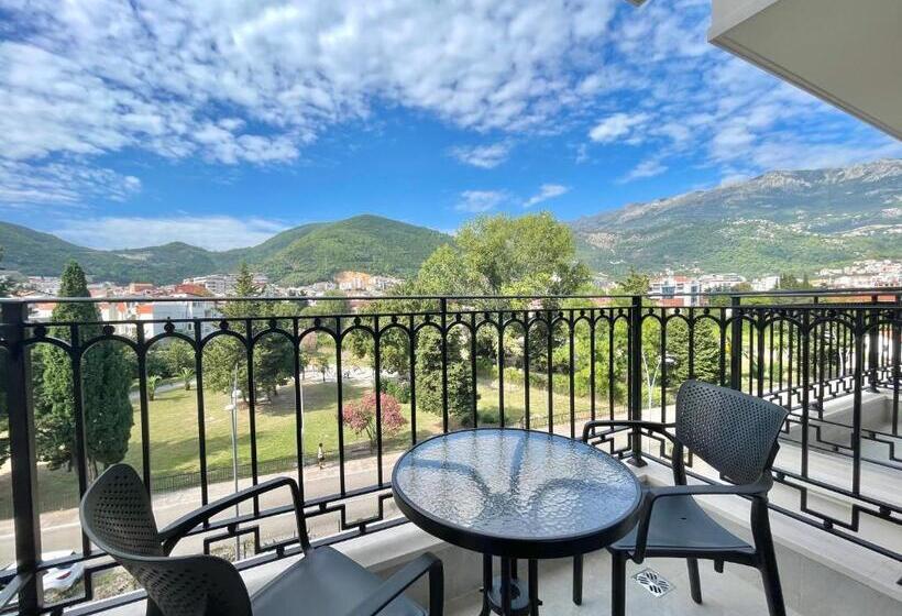 اتاق استاندارد با چشم‌انداز کوهستان, Comfort Apartments Pasha