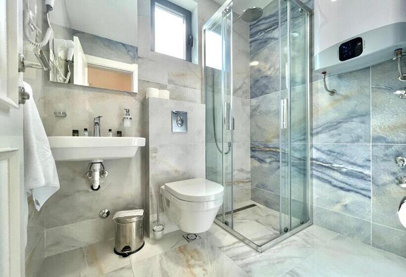 اتاق استاندارد با چشم‌انداز شهر, Comfort Apartments Pasha