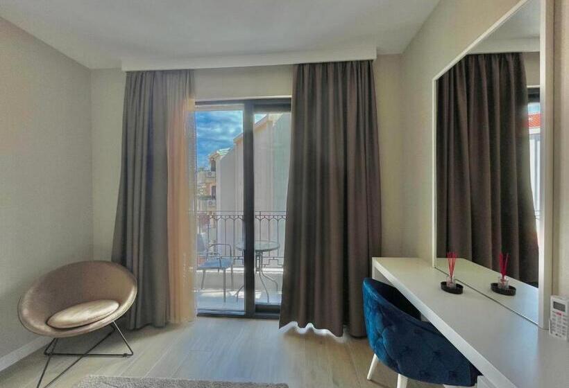 اتاق استاندارد با چشم‌انداز شهر, Comfort Apartments Pasha