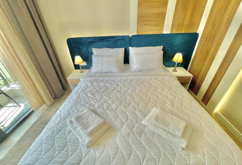 اتاق استاندارد با چشم‌انداز کوهستان, Comfort Apartments Pasha