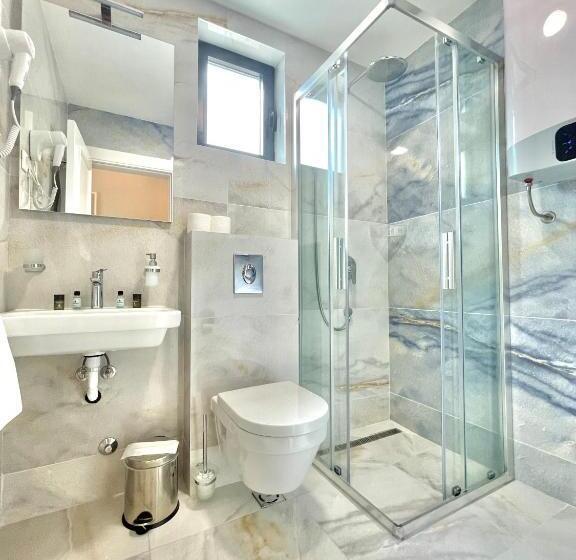 اتاق استاندارد با چشم‌انداز کوهستان, Comfort Apartments Pasha
