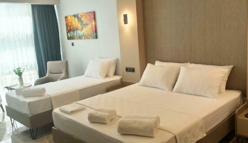 Номер Стандарт Трехместный, 01 Nova Otel