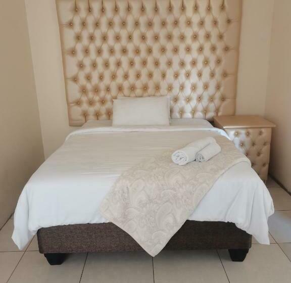 Семейный Номер Deluxe, Maletjane Holiday Resort